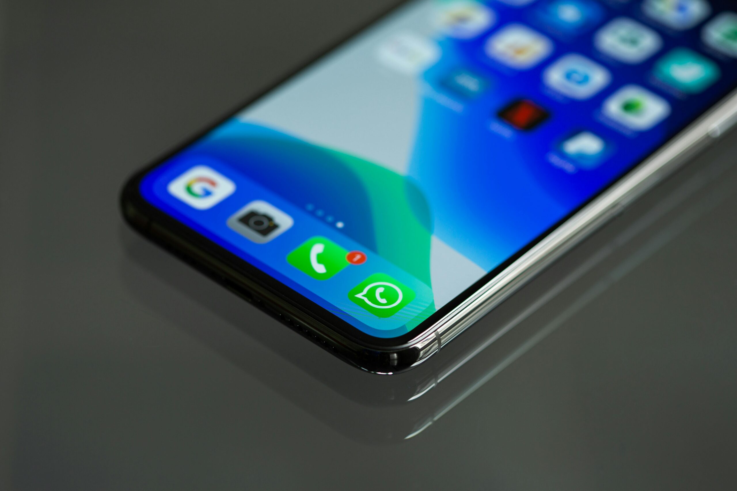 Telèfon mòbil amb whatsapp